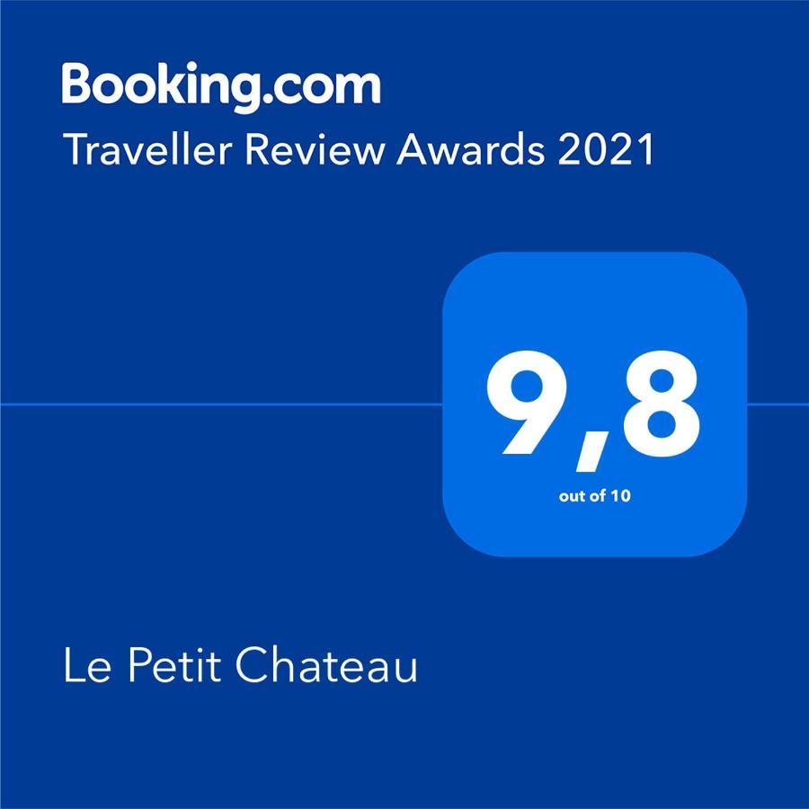 Le Petit Chateau - Adults Only Property 勒布奎 外观 照片