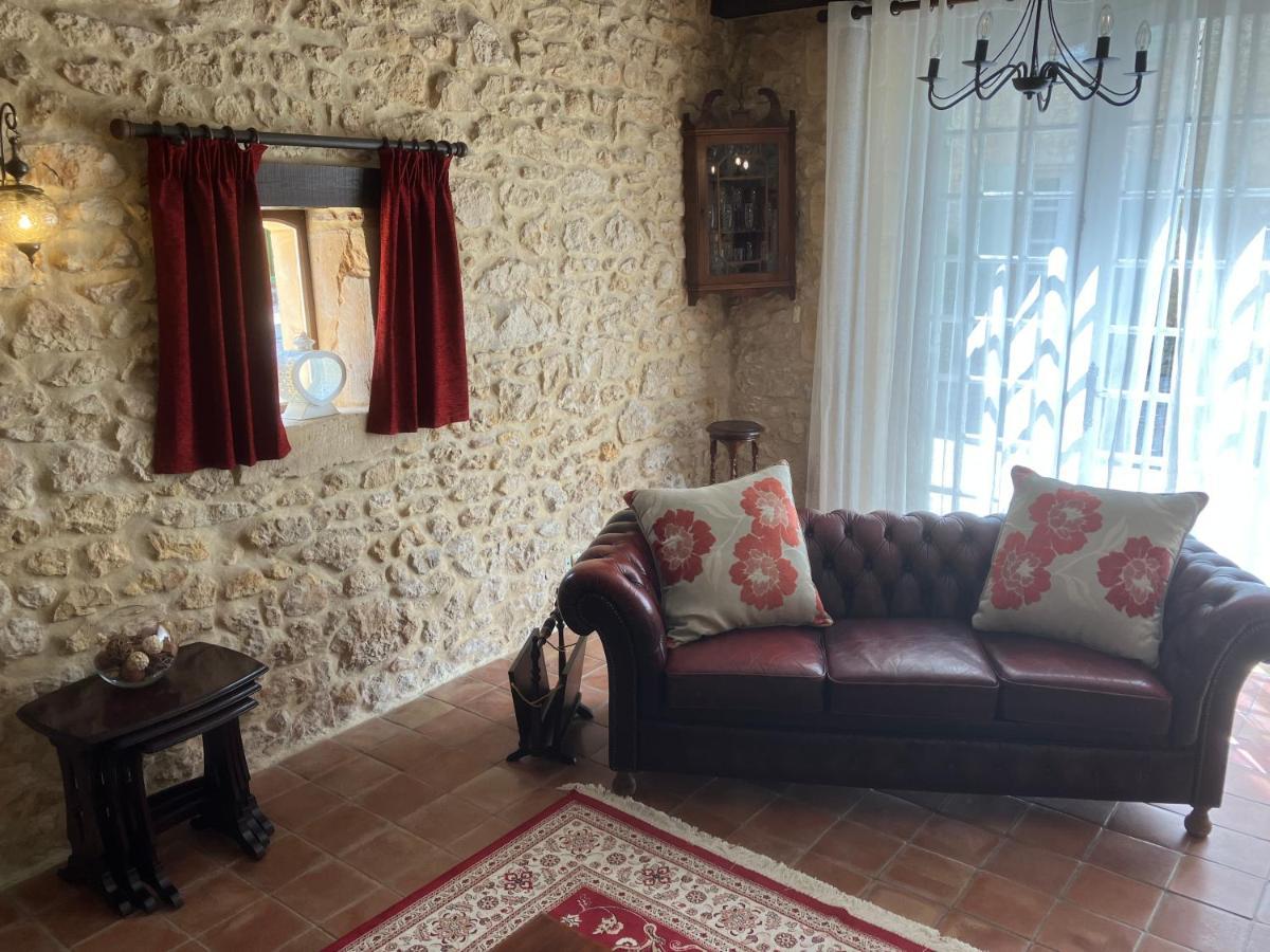 Le Petit Chateau - Adults Only Property 勒布奎 外观 照片